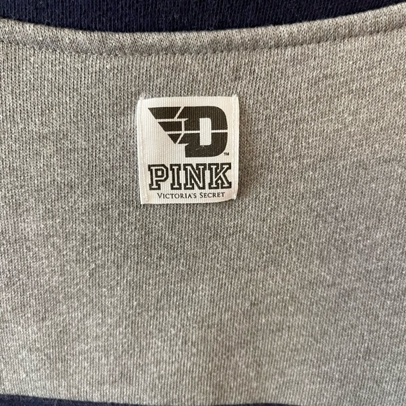 Dayton Flyers Pullover ✈️ - Picture 3 of 6